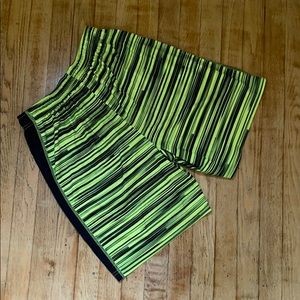 Tek Gear Men’s Medium Dry Tek Shorts